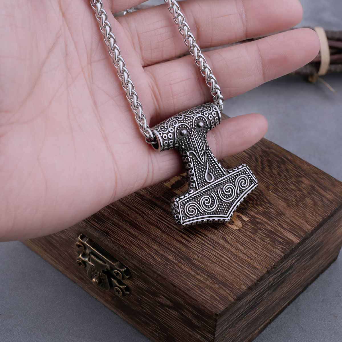 Nordic Viking młot Thora Mjoln – Battle Rope Anchor recenzja i cena